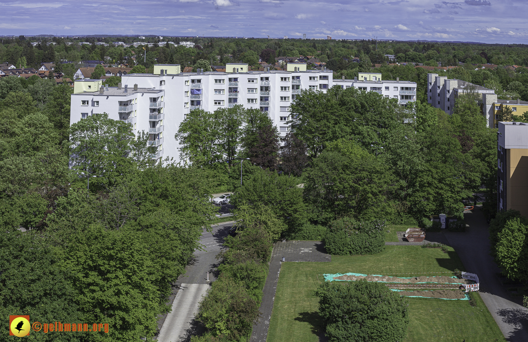 03.05.2024 - Tiefgaragensanierung am Karl-Marx-Ring 52-62 in Neuperlach