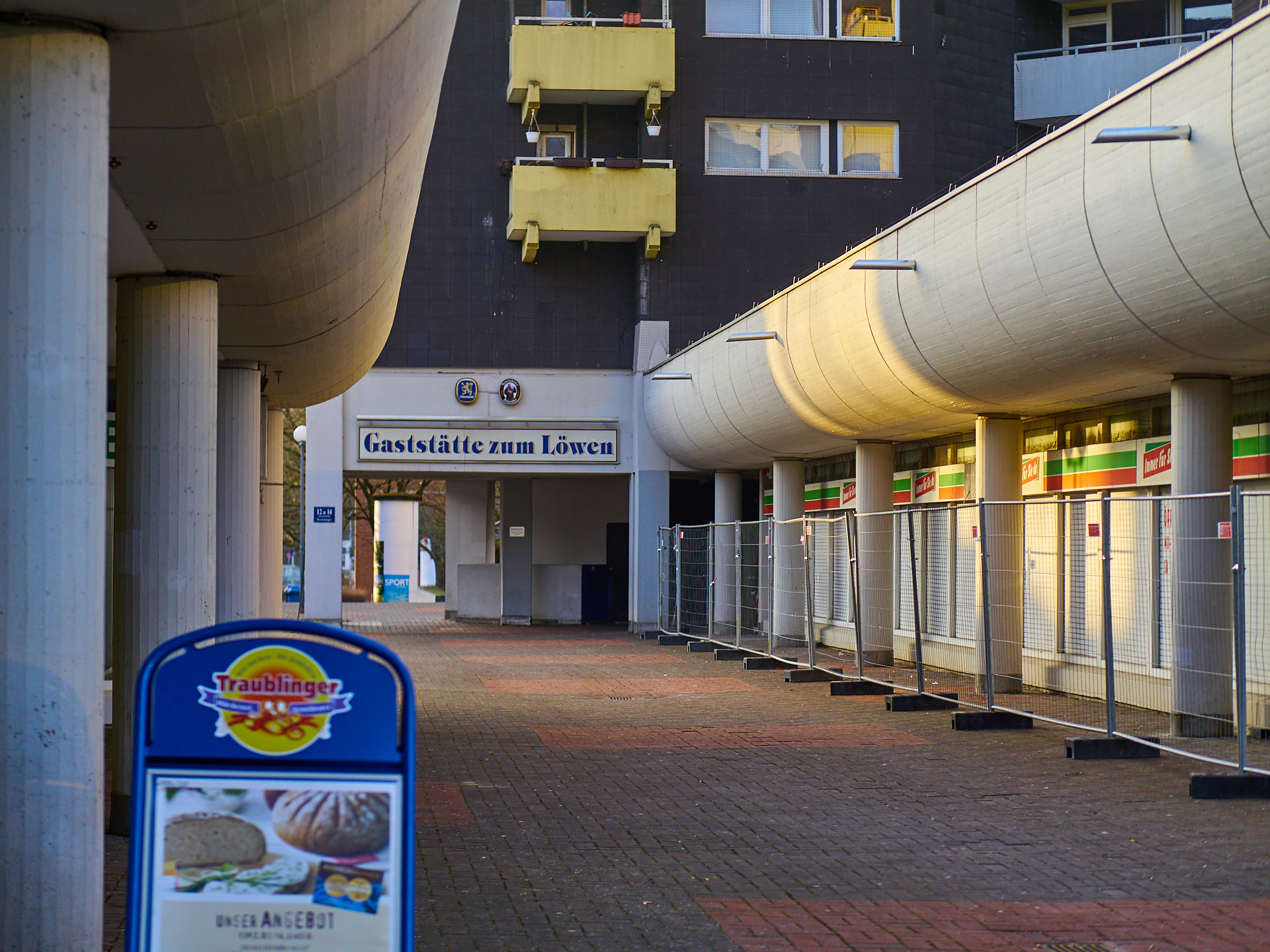 EDEKA, REWE, Sanierung, Marx-Zentrum