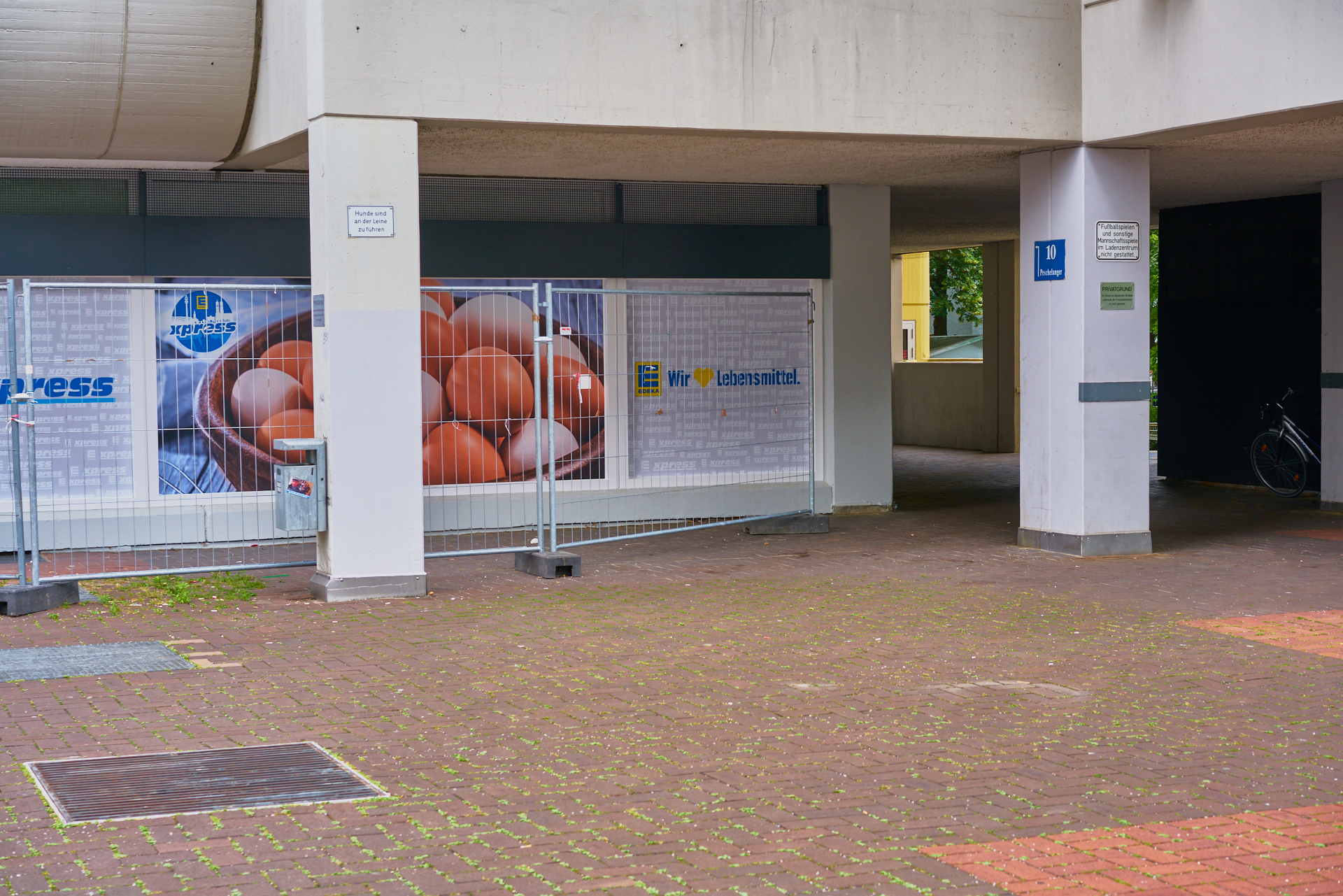 Marx-Zentrum, Peschelanger,EDEKA Sanierung, REWE Schließung, Einkaufscenter