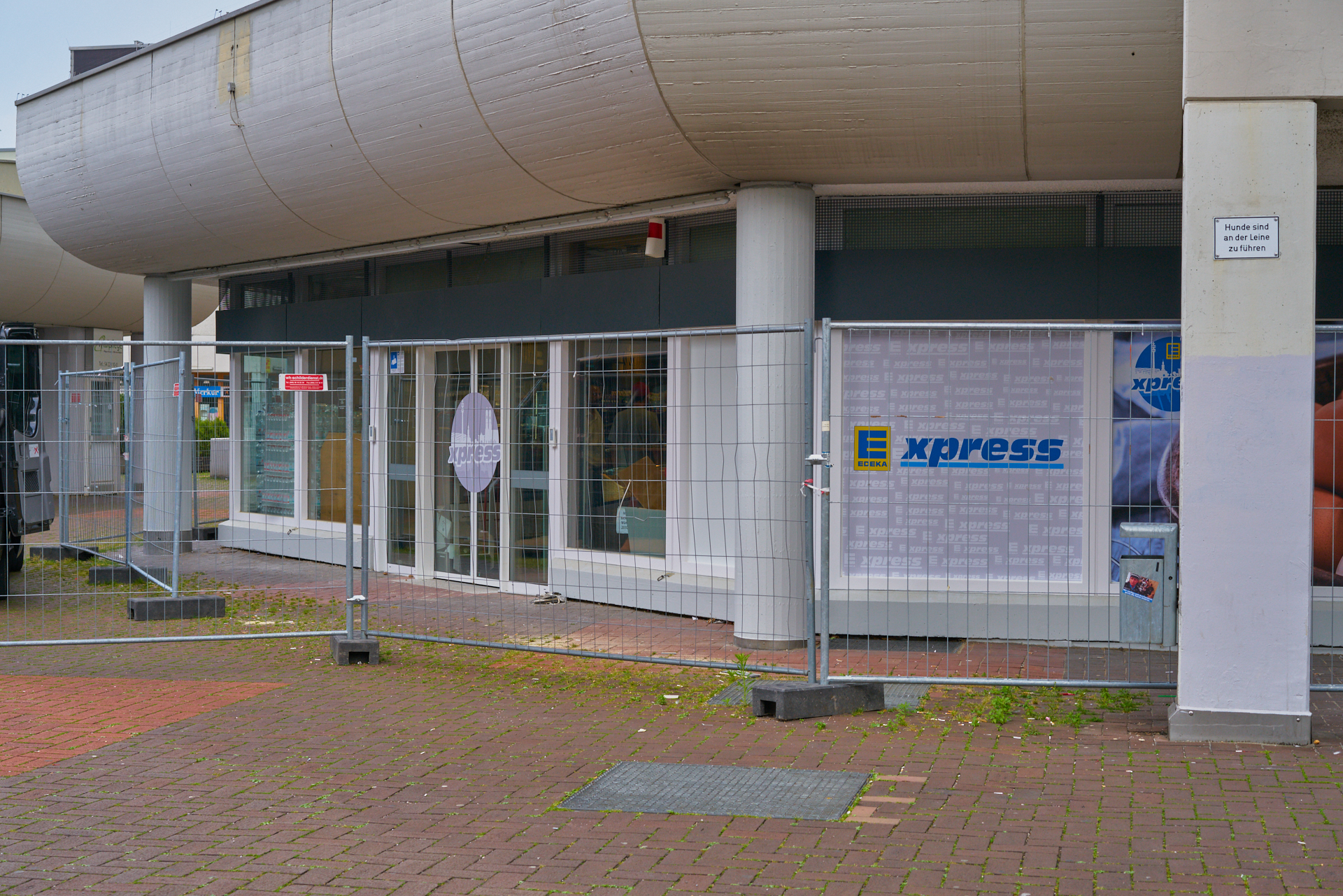 Marx-Zentrum, Peschelanger,EDEKA Sanierung, REWE Schließung, Einkaufscenter