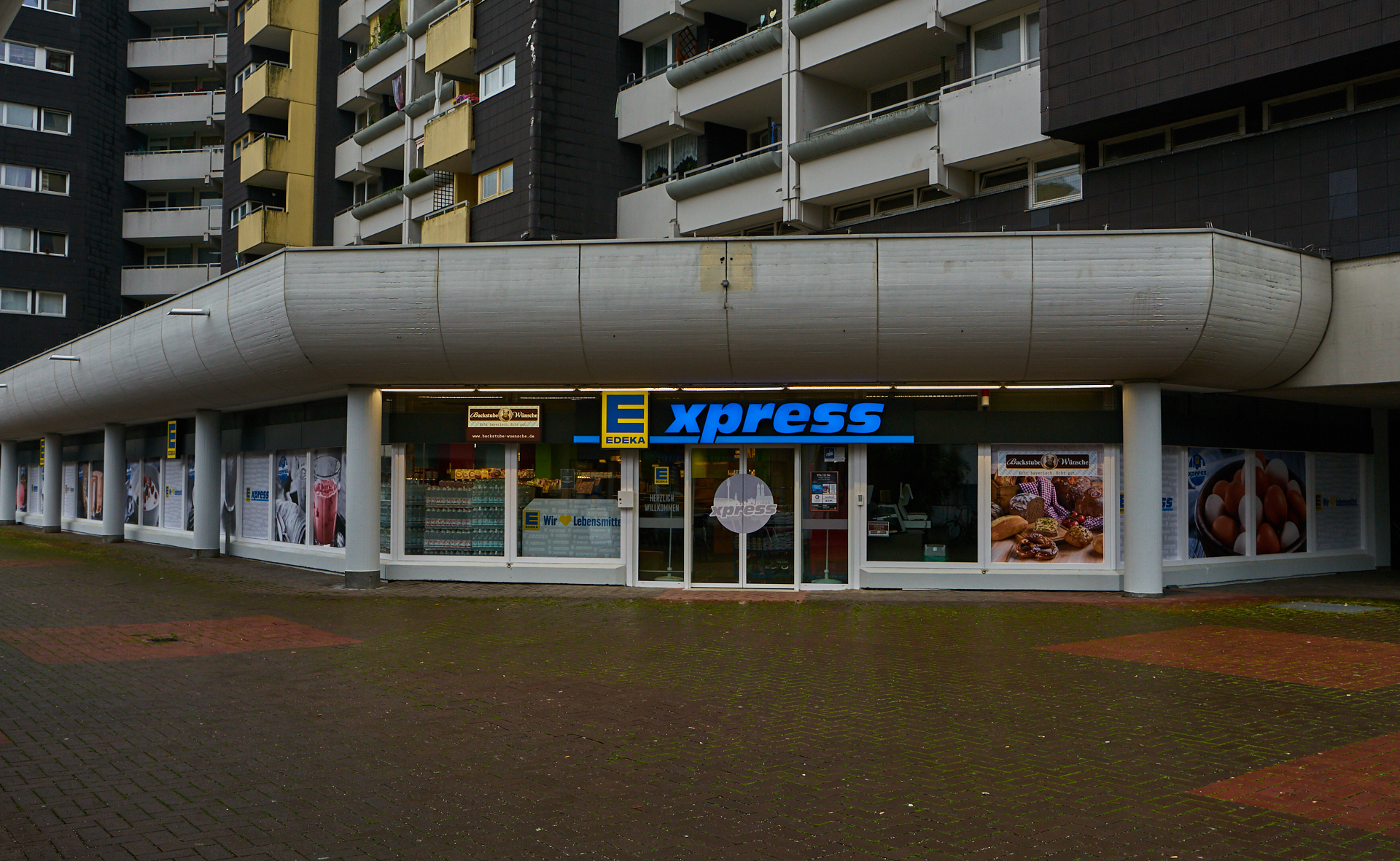 #Marx-Zentrum, #Peschelanger, #EDEKA Sanierung, #EDEKA express, #Einkaufscenter