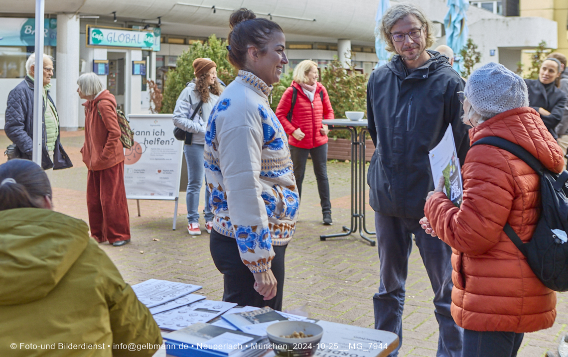 25.10.2024 - Schaufenster-Art und Illustration im Marx-Zentrum in Neuperlach
